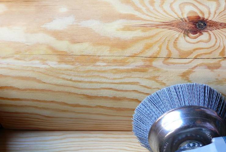 Обработка деревянного сруба